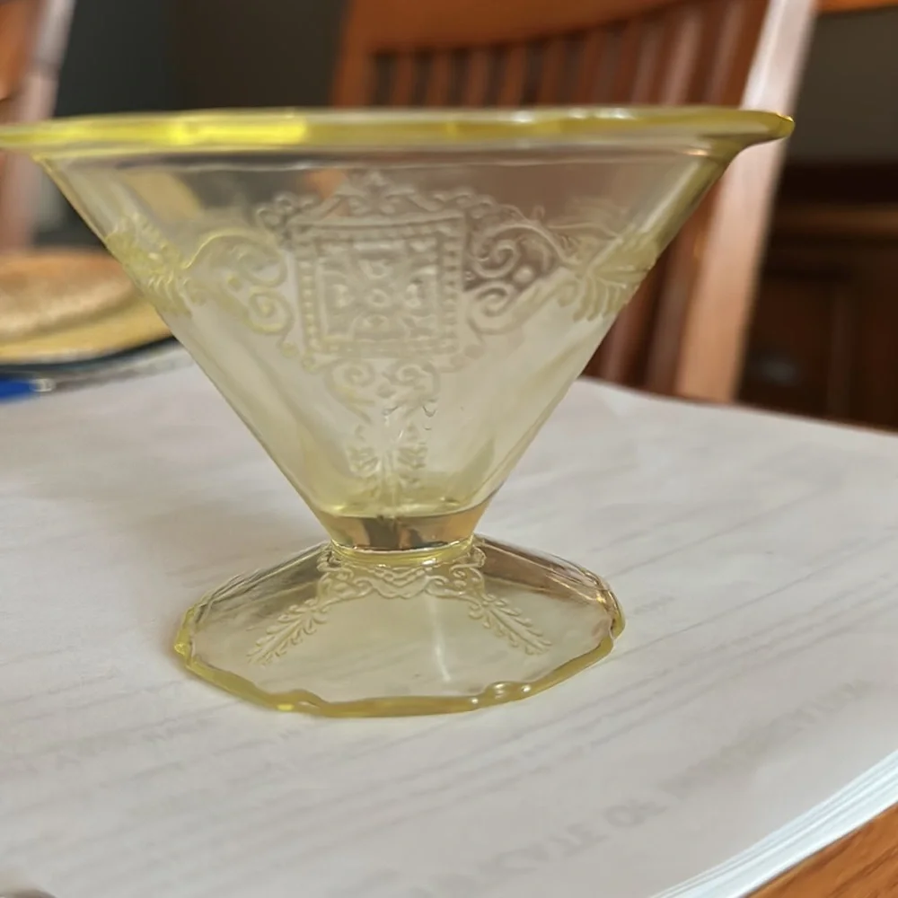 Vintage Hazel Atlas Depression Glass-Roxana Yellow Champagne/Sorbet Dish